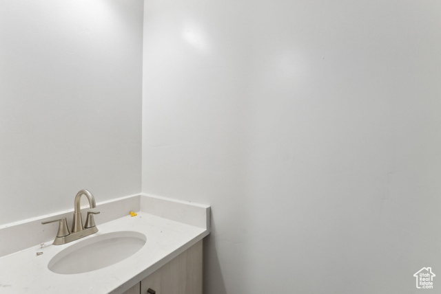 Photo 5 for MLS #2087698 at 1615 N Angel St #C