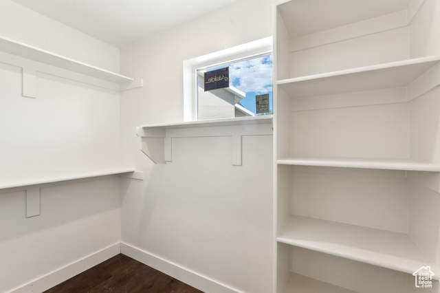 Photo 13 for MLS #2087699 at 1615 N Angel St #D