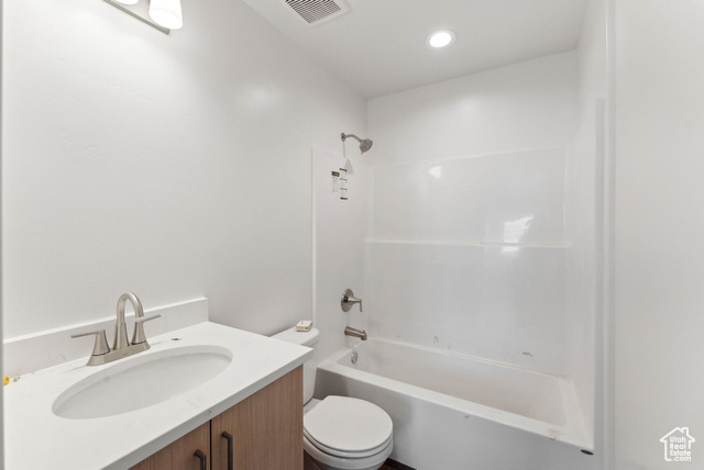 Photo 15 for MLS #2087699 at 1615 N Angel St #D