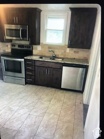 Photo 8 for MLS #2087799 at 1419 S Grant
