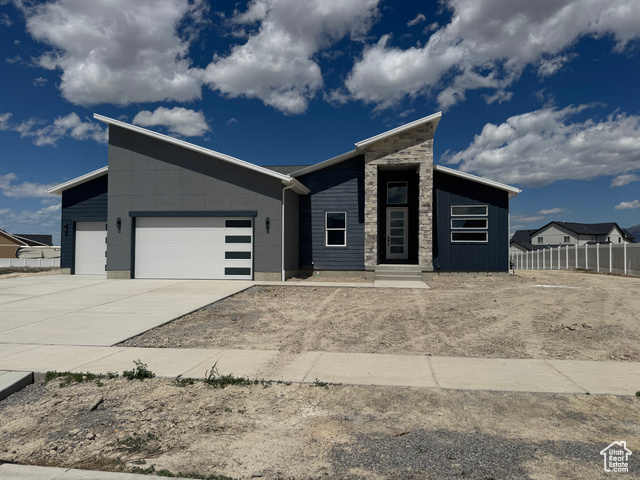 565 E OTTO LN #421, Grantsville UT 84029