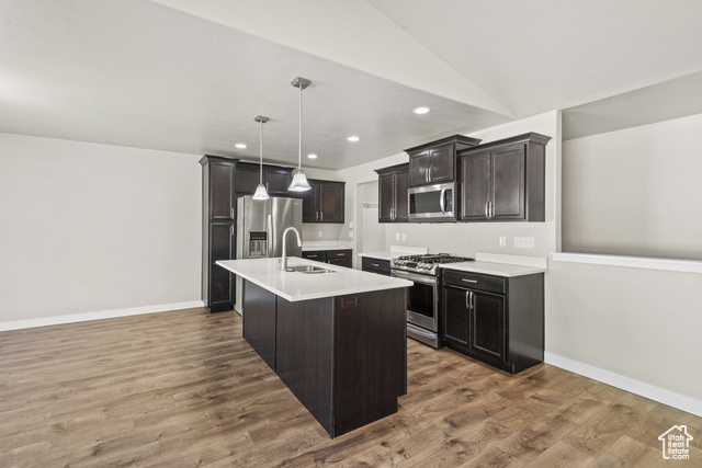 Photo 8 for MLS #2087859 at 8640 N Iron Horse Dr