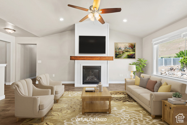 Photo 15 for MLS #2087859 at 8640 N Iron Horse Dr
