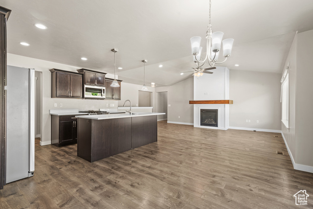 Photo 10 for MLS #2087859 at 8640 N Iron Horse Dr
