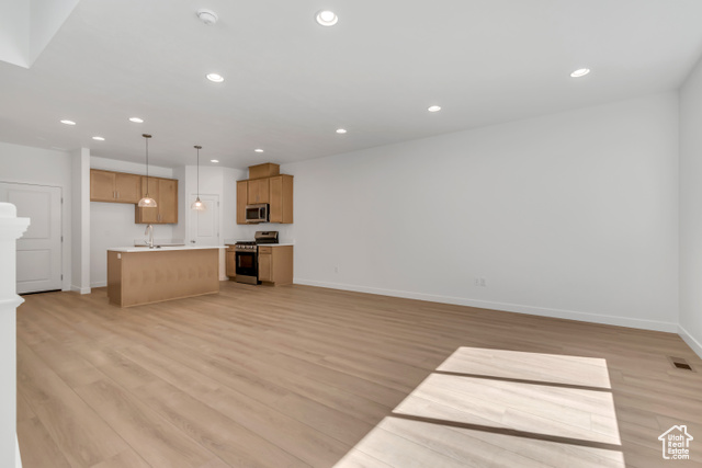 Photo 5 for MLS #2087916 at 6826 S Clever Peak Ln #265