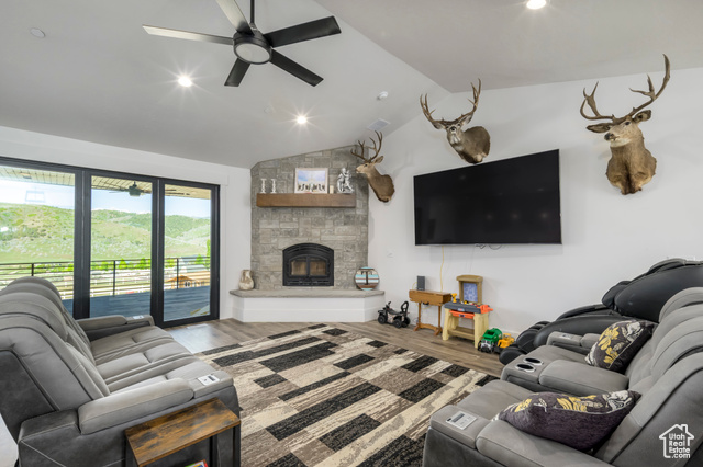 Photo 6 for MLS #2088009 at 19722 Elkhorn Cir
