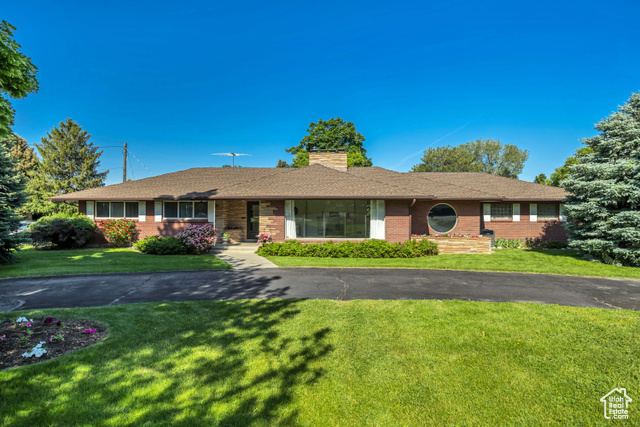 3968 S 2000 EAST, Holladay UT 84124