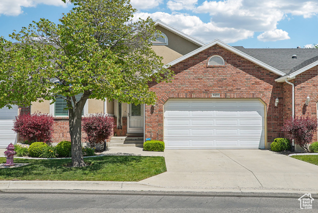 9451 S PEACEFUL VIEW WAY South Jordan, Utah Located in a quiet, gated community, this beautifully remodeled 3-bedroom, 3-bathroom condo offers the style and feel of a single-family home, but with condo amenities. Over the past two years, the home has undergone a full cosmetic renovation-every surface has been thoughtfully updated, revamped, or replaced. New appliances, new paint, refinished cabinets, new laminate plank flooring & carpet, added can lights, new oversized tub and shower in primary bath, etc. Vaulted ceilings throughout the main floor create a bright, open atmosphere. The main floor is complemented by bright skylights and a spacious kitchen with an island sink and plenty of cabinet space. The main level features a generous primary suite with a walk-in closet and a stunningly updated bathroom, as well as a dedicated office space. Downstairs, you'll find a large family room, an additional bedroom, a gym area, and a large storage room. The 2-car garage adds convenience, while community amenities include an indoor pool, hot tub, cardio/gym, and a clubhouse with a full kitchen and gathering space. HOA covers yard maintenance, including the backyard. Don't miss this opportunity to be in this amazing community.