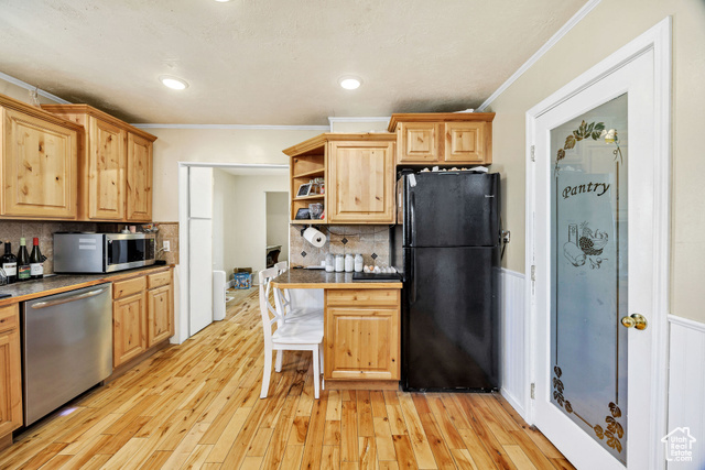 Photo 10 for MLS #2088065 at 10205 W 10400 North