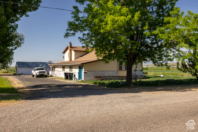 Photo 2 for MLS #2088065 at 10205 W 10400 North