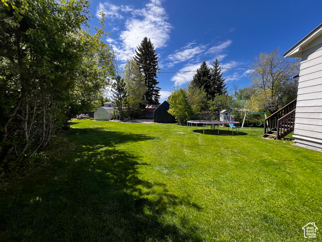 Photo 48 for MLS #2088076 at 130 Cascade Quey St