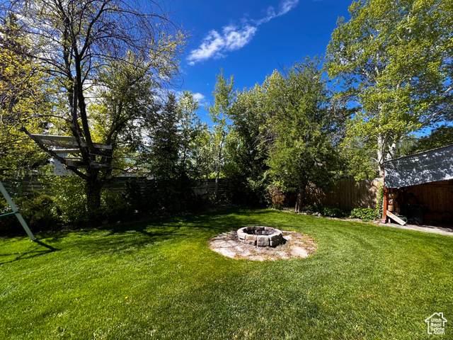 Photo 40 for MLS #2088076 at 130 Cascade Quey St