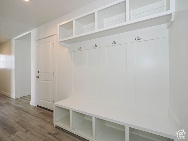 Photo 36 for MLS #2088120 at 3022 S Shoreline Dr