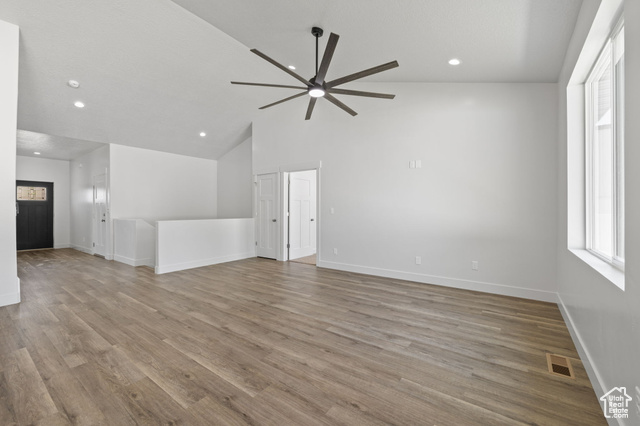 Photo 10 for MLS #2088132 at 387 N 300 East