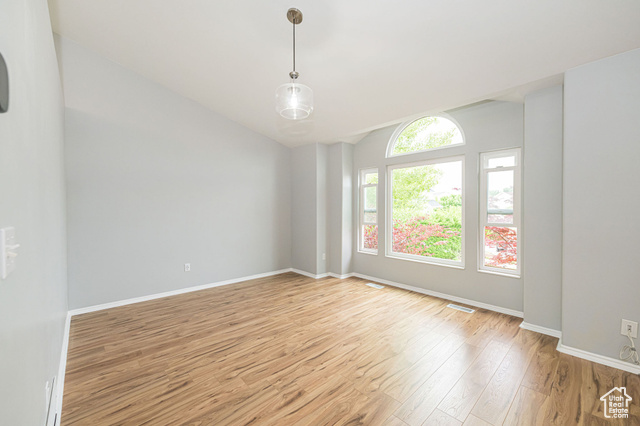 Photo 7 for MLS #2088172 at 3951 W Baltimore Cir