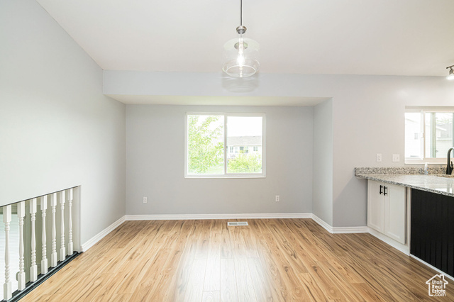 Photo 11 for MLS #2088172 at 3951 W Baltimore Cir