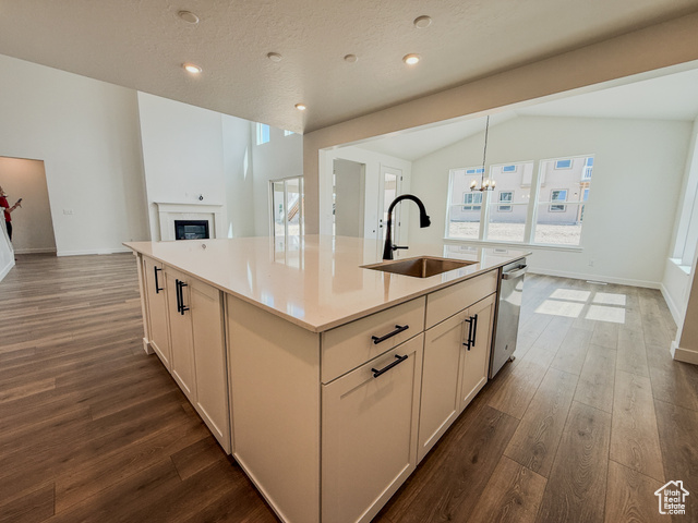 Photo 10 for MLS #2088186 at 891 W Fallow Dr #211