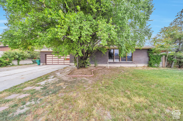 9294 S 2700 W, West Jordan UT 84088