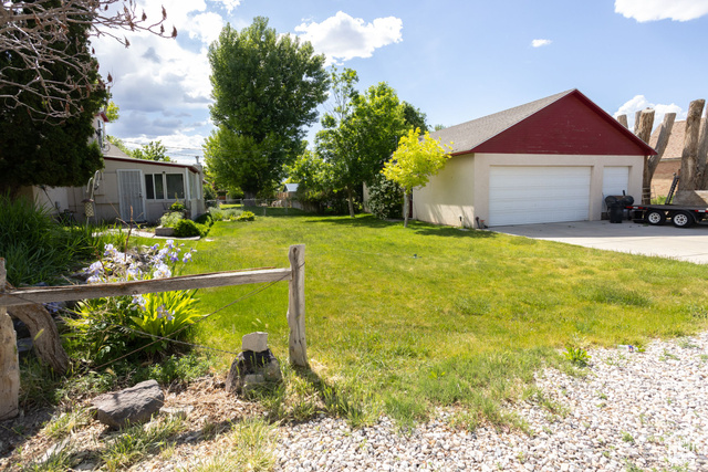 Photo 4 for MLS #2088214 at 40 S Main St