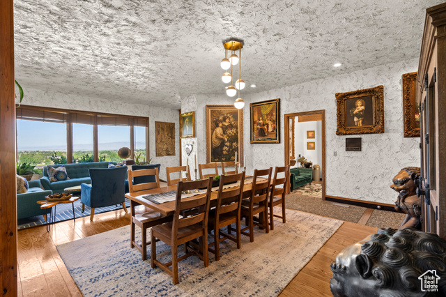 Photo 35 for MLS #2088226 at 12 N Quiet Meadow Ln