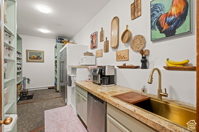 Photo 46 for MLS #2088226 at 12 N Quiet Meadow Ln