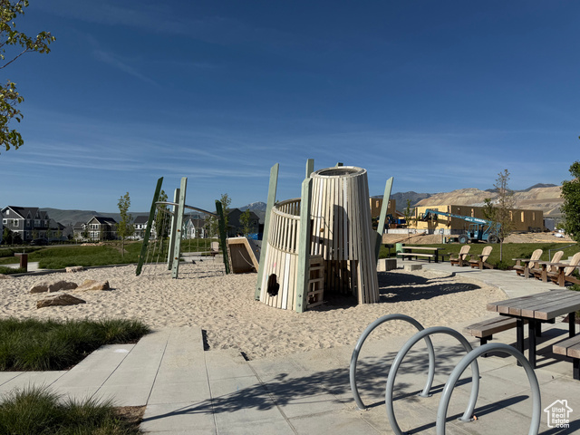 Photo 6 for MLS #2088247 at 11357 S Watercourse Rd #196