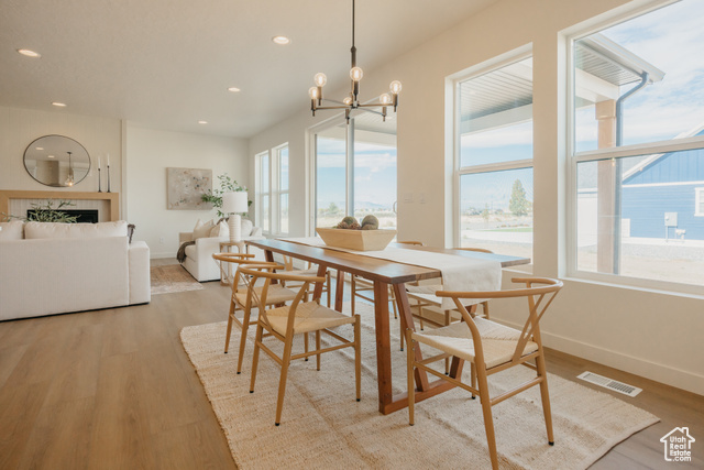 Photo 4 for MLS #2088256 at 2597 E 360 South #16