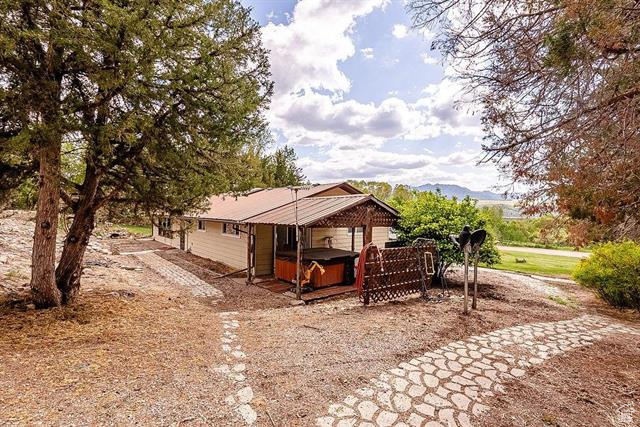Photo 25 for MLS #2088271 at 582 E Upper Rock Rd