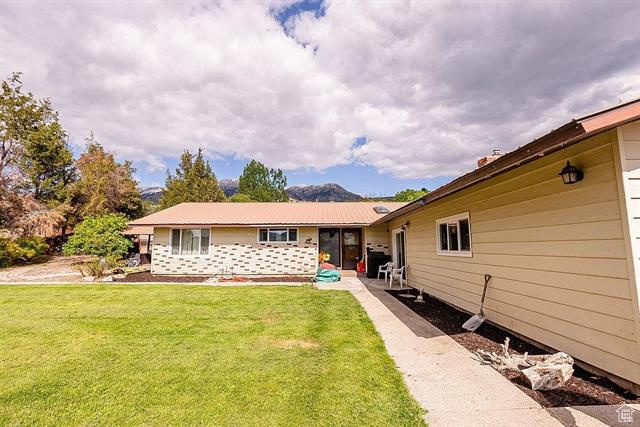 Photo 48 for MLS #2088271 at 582 E Upper Rock Rd
