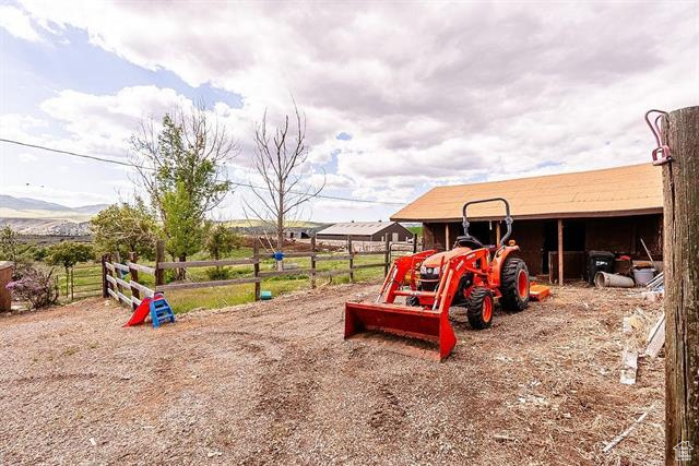 Photo 37 for MLS #2088271 at 582 E Upper Rock Rd