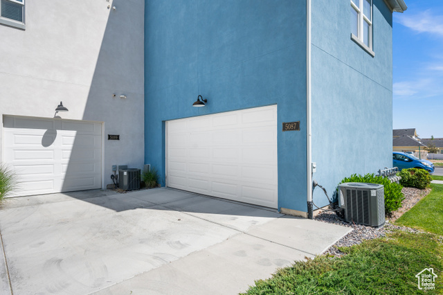 Photo 17 for MLS #2088324 at 5087 W Rambutan Way