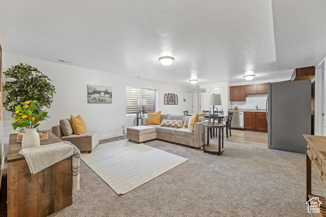 Photo 33 for MLS #2088342 at 1179 W Rocky Way #618