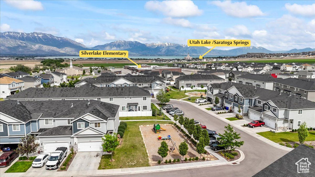 Photo 4 for MLS #2088363 at 7211 N Clover Leaf Ln
