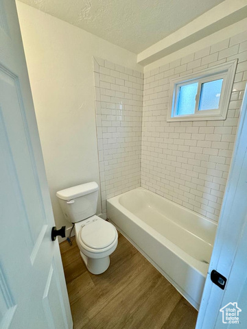 Photo 24 for MLS #2088405 at 420 20th St