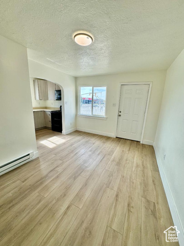 Photo 22 for MLS #2088405 at 420 20th St