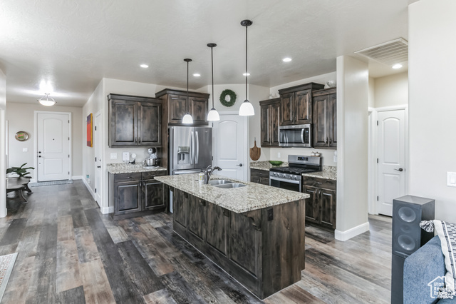 Photo 3 for MLS #2088411 at 533 N Creek Ridge Cir