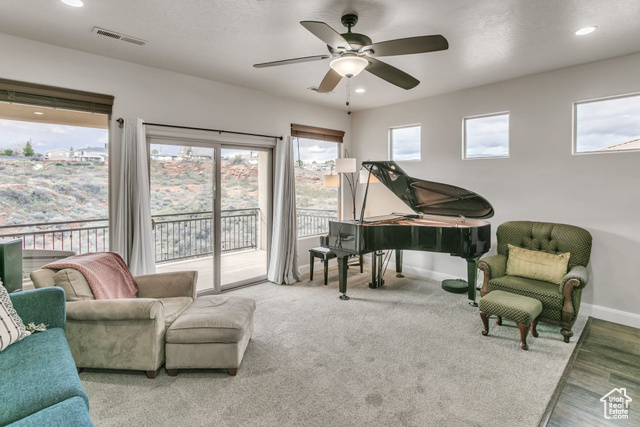 Photo 8 for MLS #2088411 at 533 N Creek Ridge Cir
