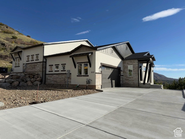 Photo 2 for MLS #2088463 at 1583 E Maddies Cv #13