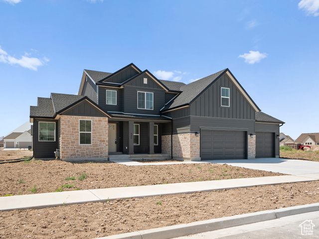 Photo 2 for MLS #2088480 at 325 N 1040 East #26