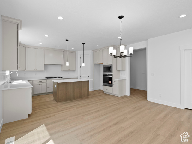 Photo 8 for MLS #2088480 at 325 N 1040 East #26