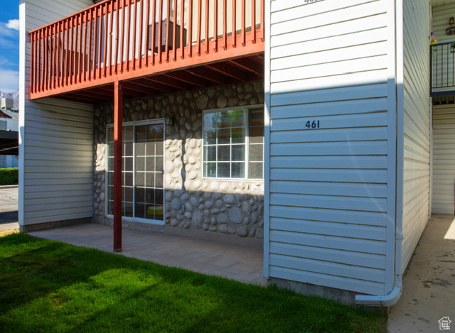 461 N OREM BLVD Orem, Utah Charming 2-Bedroom, 1-Bathroom Condo in Orem. Perfect for Homeowners or Investors! in a community in the heart of Orem. Whether you're looking for a cozy place to call home or seeking a great rental property. It's a main-level unit, and the home includes an enclosed storage shed off the patio for extra space, and one covered parking spot with plenty of additional parking. This condo has been successfully used as a rental for many years and rents easily due to it's prime location near Utah Valley University and BYU. Close to shopping, dining, and entertainment! This property is a fantastic find. Don't miss out on this great opportunity Contact us today for more information or to schedule a showing!