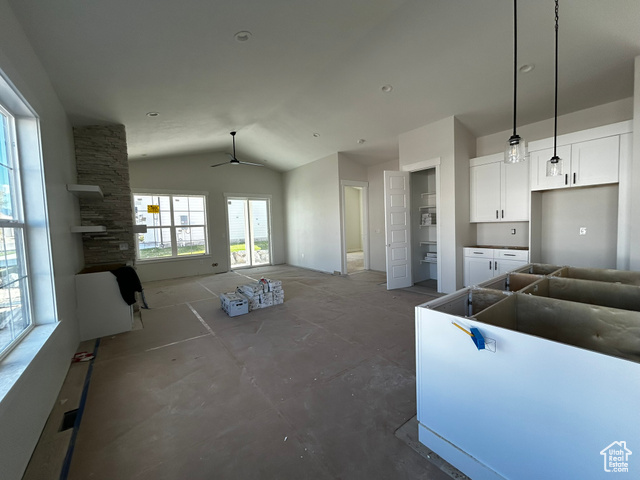 Photo 9 for MLS #2088615 at 4721 S Taylors View Ln #18