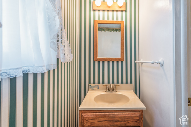 Photo 14 - 570 N Parkway Ave, Tooele UT 84074