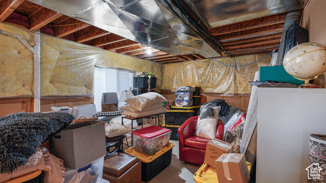 Photo 42 for MLS #2088636 at 1988 Fieldstone Ln