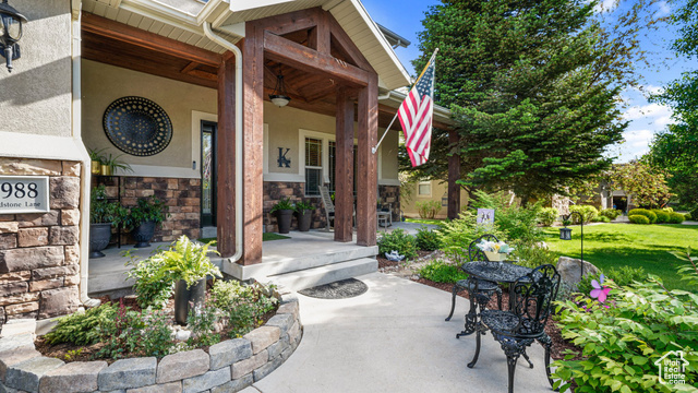 Photo 4 for MLS #2088636 at 1988 Fieldstone Ln