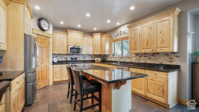 Photo 12 for MLS #2088636 at 1988 Fieldstone Ln