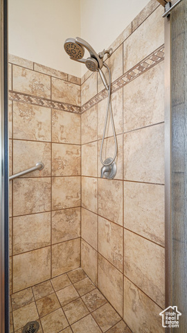 Photo 32 for MLS #2088636 at 1988 Fieldstone Ln