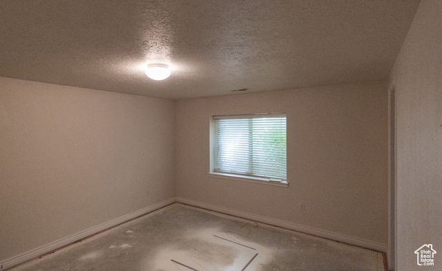 Photo 18 for MLS #2088661 at 274 E Park Knoll Cir