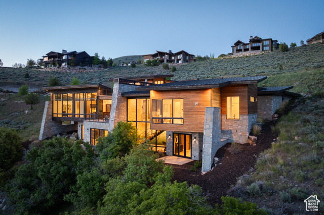 Photo 5 for MLS #2088701 at 1373 Explorer Peak Dr