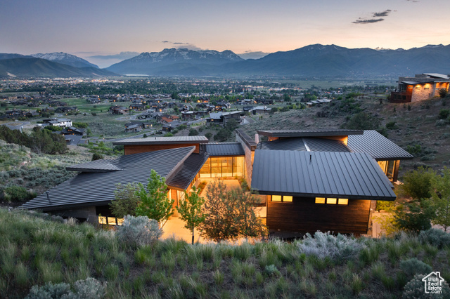Photo 4 for MLS #2088701 at 1373 Explorer Peak Dr